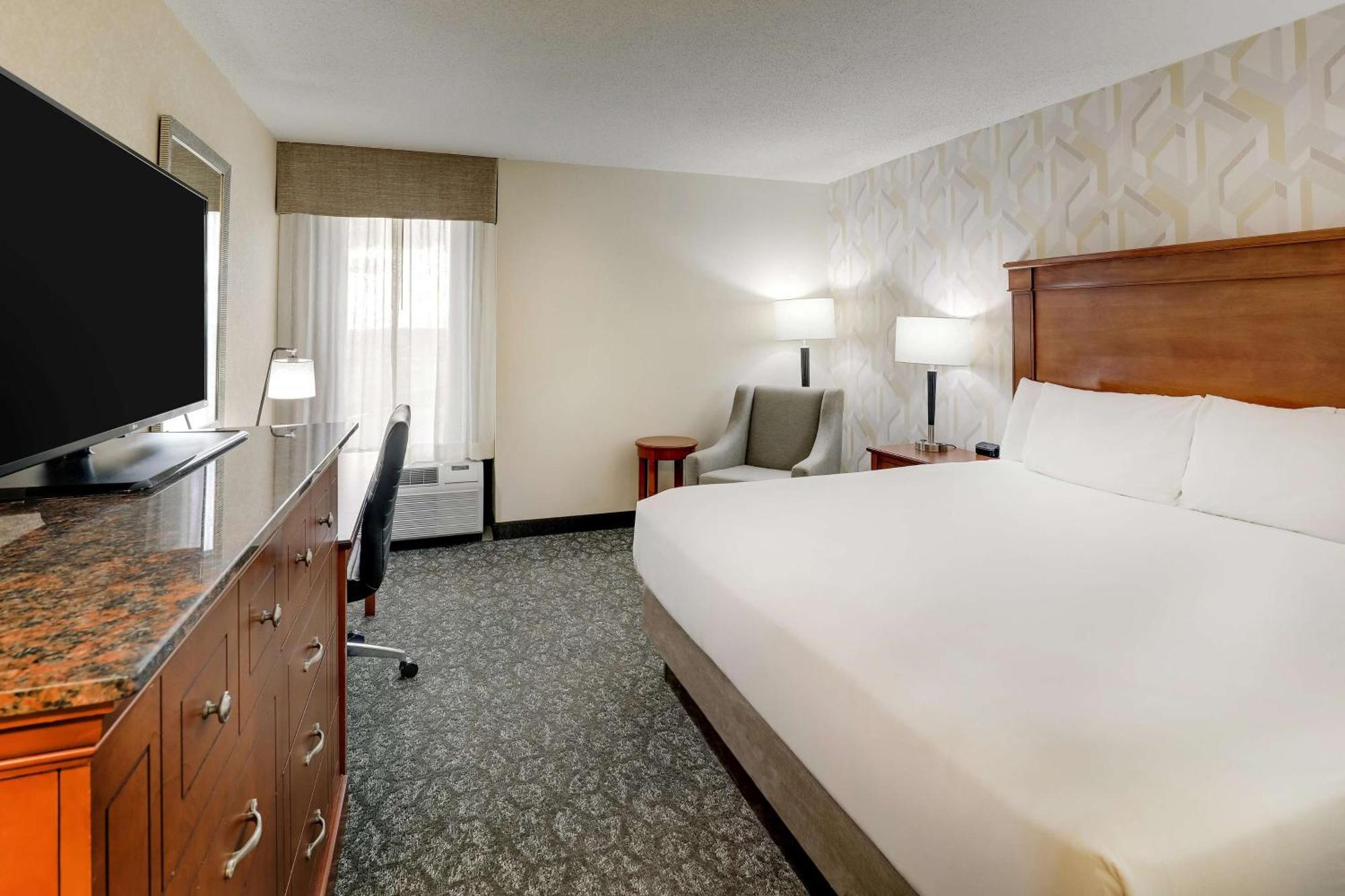 Drury Inn & Suites Marion Luaran gambar