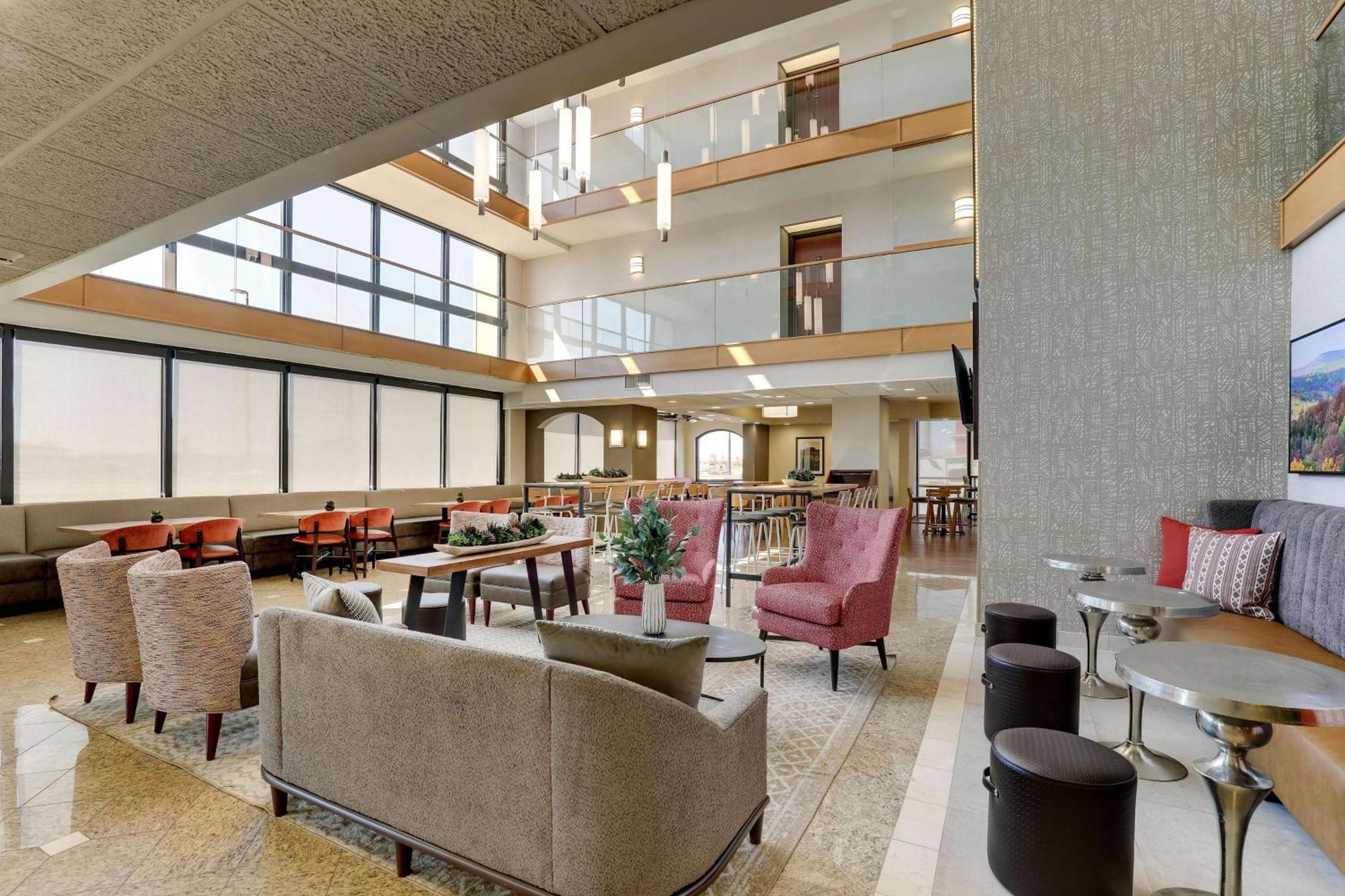 Drury Inn & Suites Marion Luaran gambar