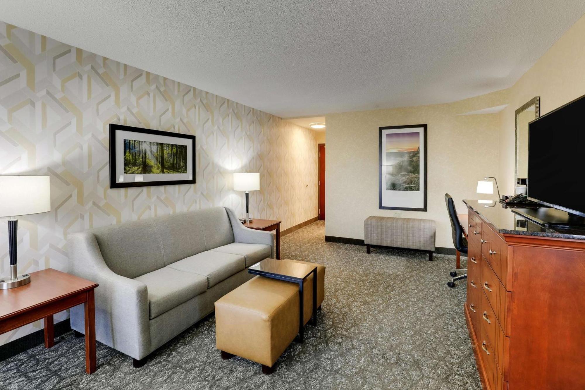 Drury Inn & Suites Marion Luaran gambar